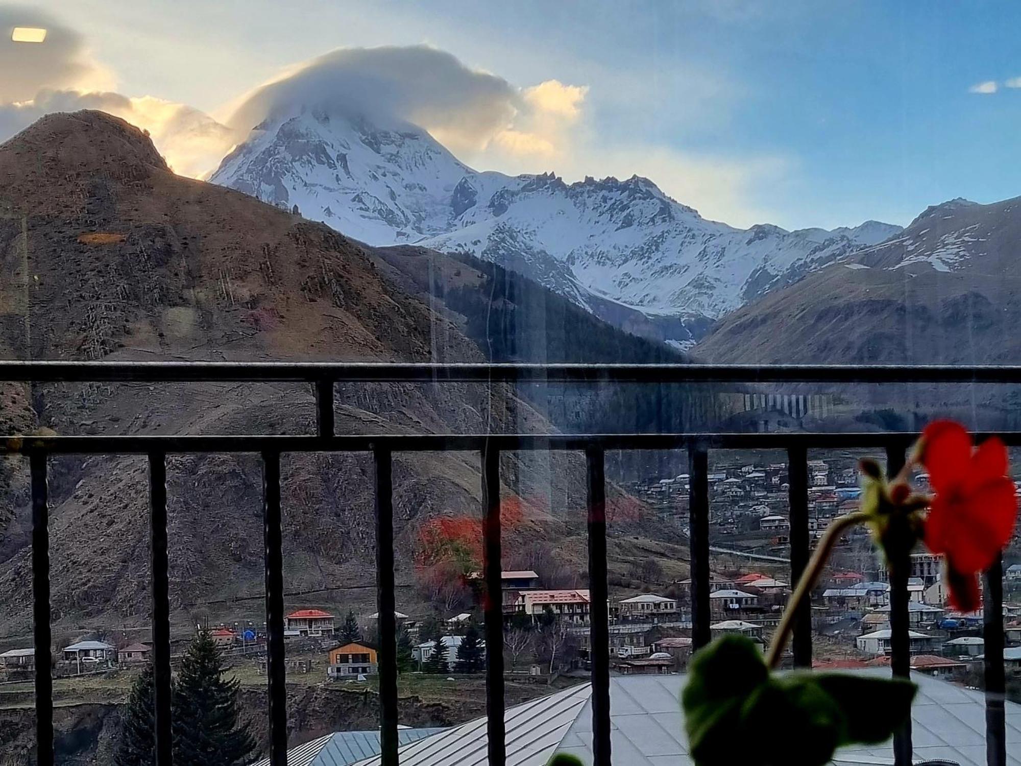 Hotel Sweet Night Kazbegi Δωμάτιο φωτογραφία