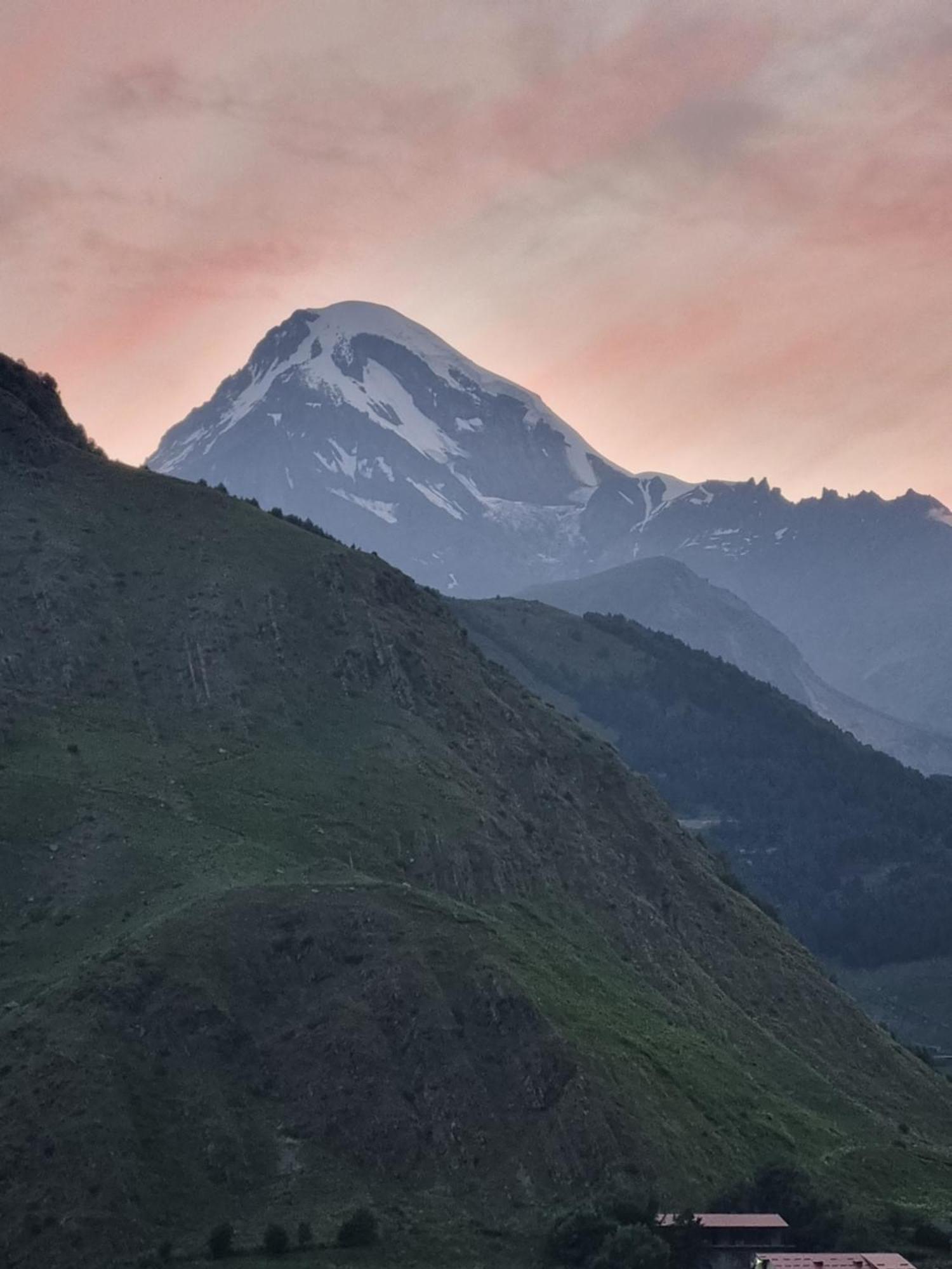 Hotel Sweet Night Kazbegi Δωμάτιο φωτογραφία